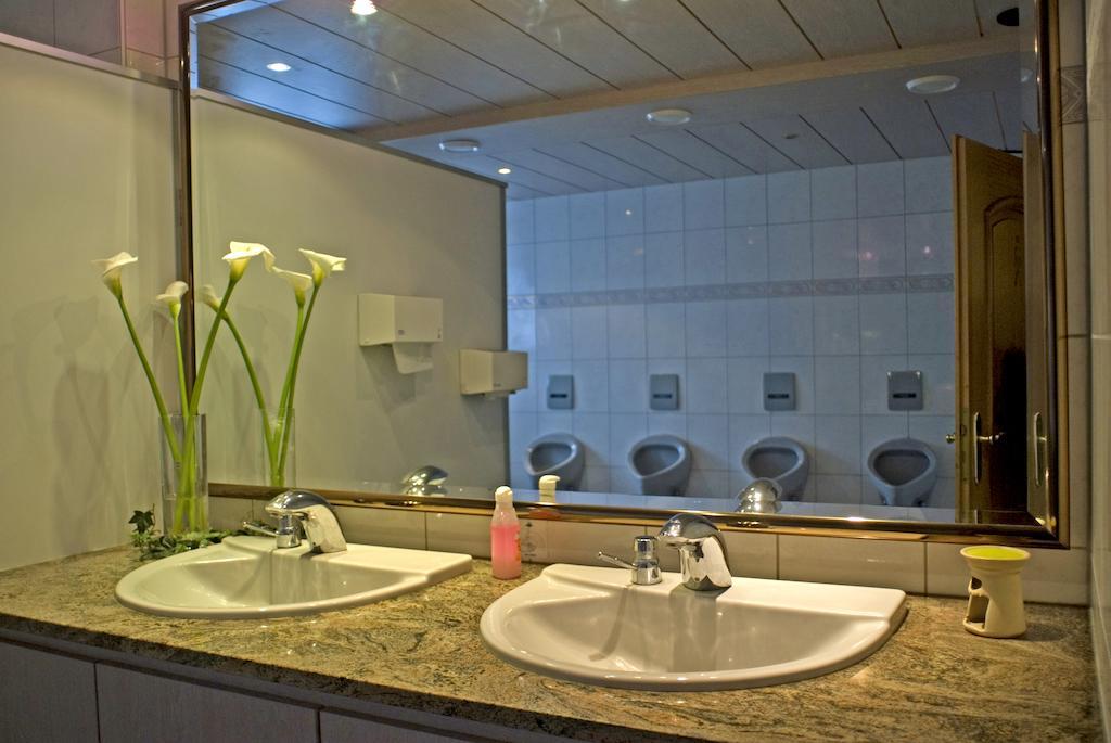 Hotel Zum Fischerwirt Baindlkirch Kamer foto